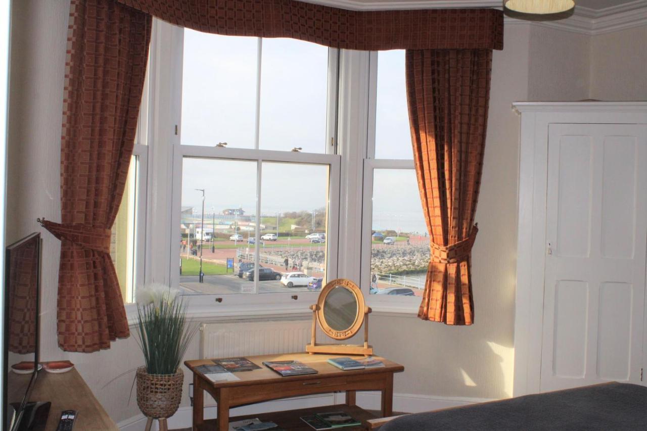 The Crown Hotel Morecambe Eksteriør billede
